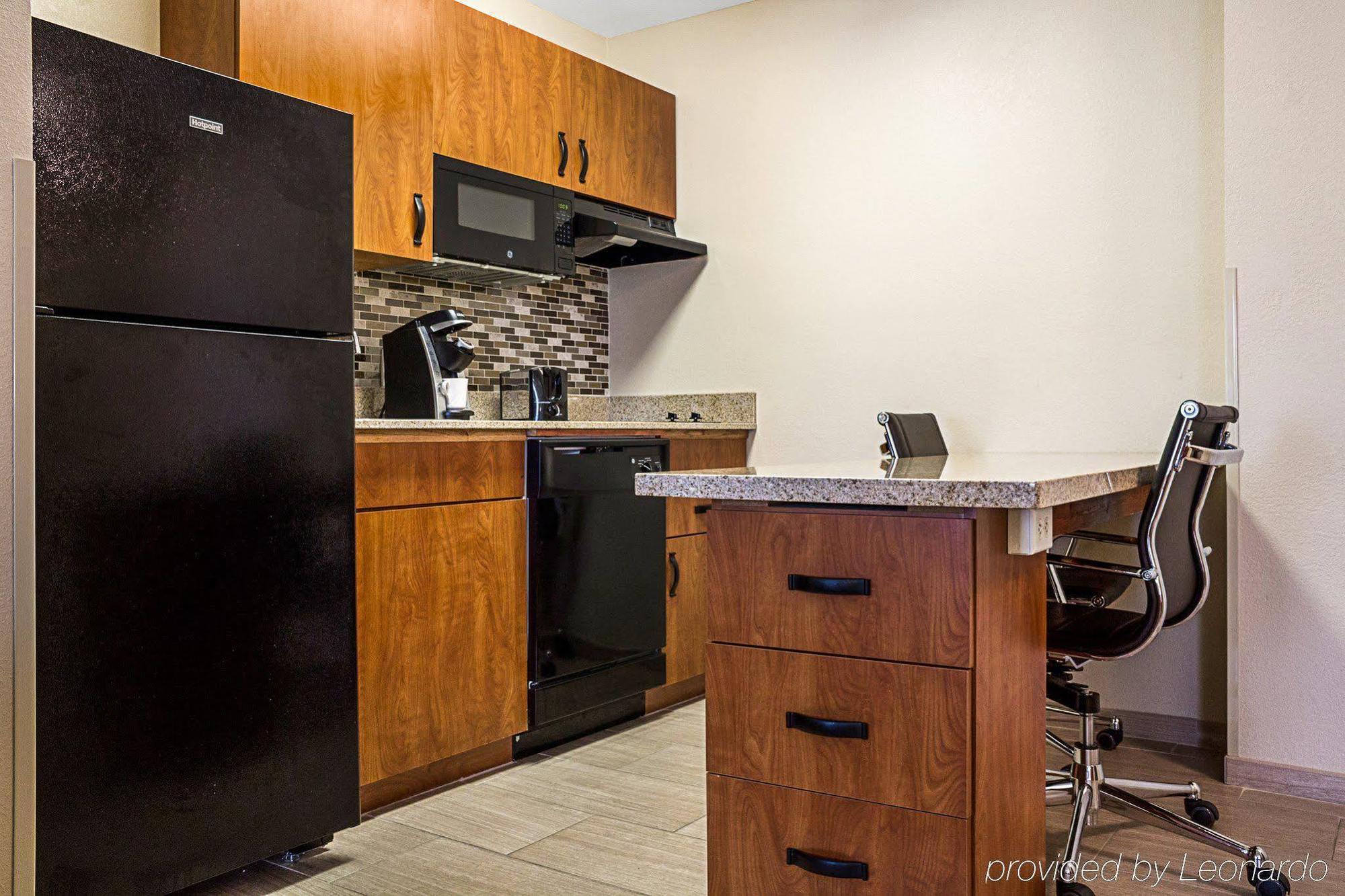 Mainstay Suites Fargo - I-94 Medical Center Bagian luar foto
