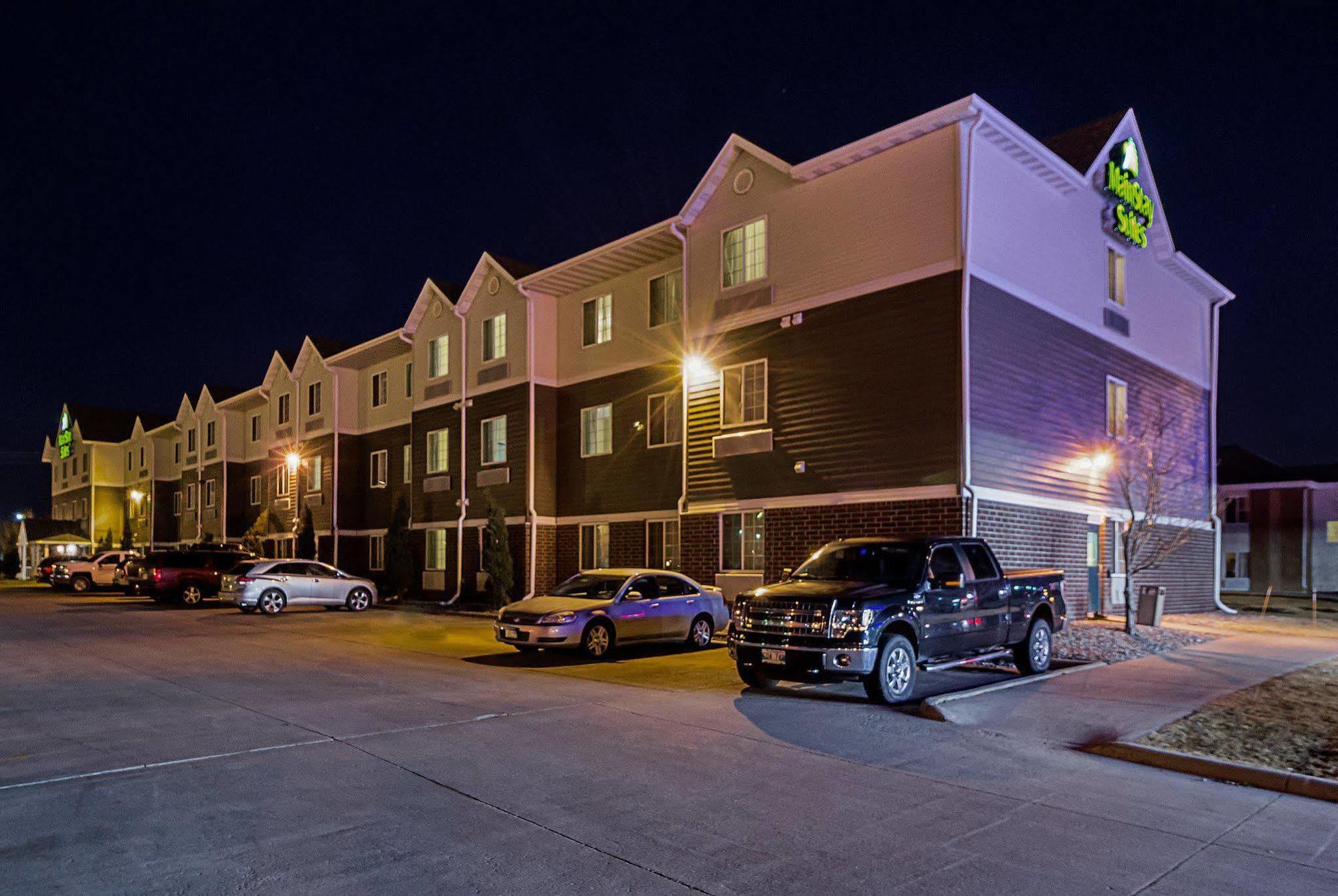 Mainstay Suites Fargo - I-94 Medical Center Bagian luar foto